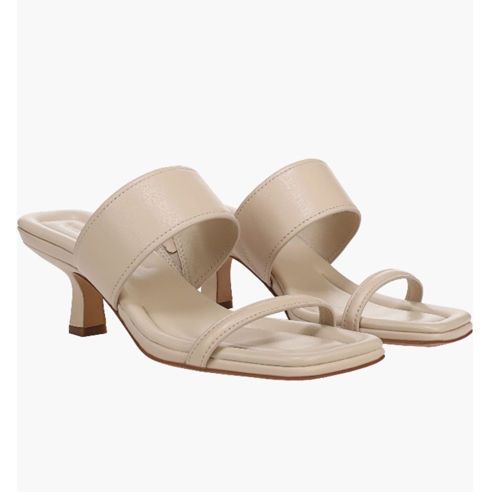 Vince
Cora Kitten Heel Slide Sandal